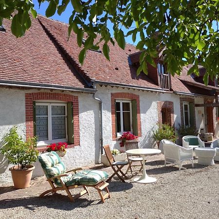 B&B Ferme De La Rouzannerie Pour 2 Ou Famille Lanneray Buitenkant foto