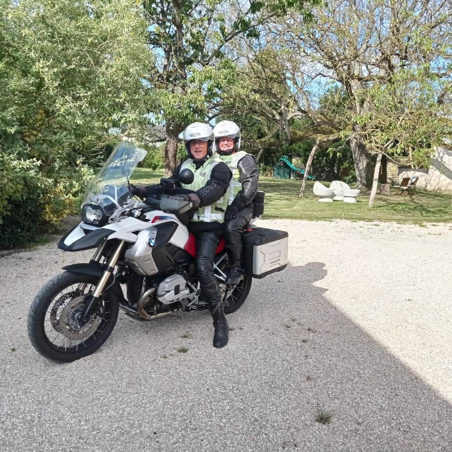 B&B Ferme De La Rouzannerie Pour 2 Ou Famille Lanneray Buitenkant foto